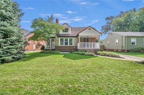 4051 Riveredge Rd, Cleveland, OH, 44111-5629 | Card Image