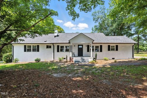 7722 Nc 27, Lillington, NC, 27546 | Card Image