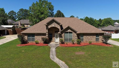 1027 Brown Dr, Wake Village, TX, 75501-8649 | Card Image