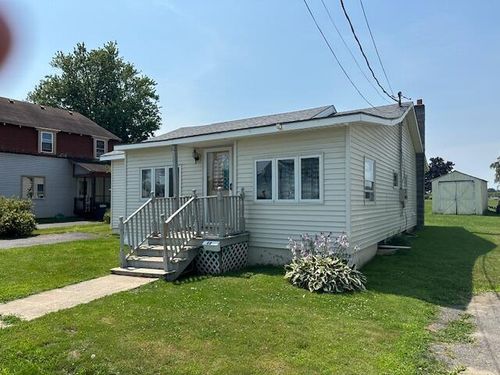 44 Church St, Rouses Point, NY, 12979-1105 | Card Image