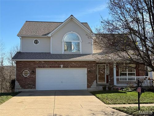 1002 Winter Lake Dr, Fenton, MO, 63026-8016 | Card Image
