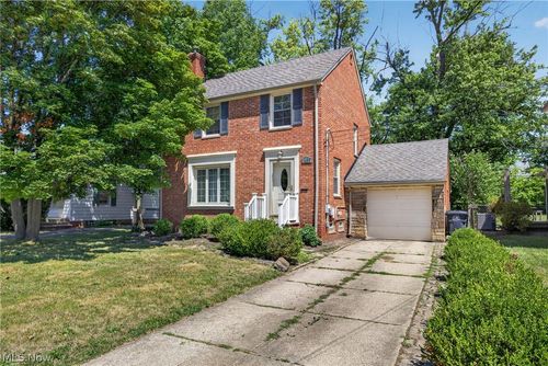 1403 Churchill Rd, Lyndhurst, OH, 44124-1309 | Card Image