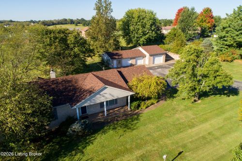 25 Valleyview Dr, Fisherville, KY, 40023-7485 | Card Image