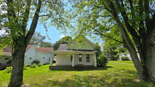 230 High St, Jamestown, IN, 46147-8873 | Card Image