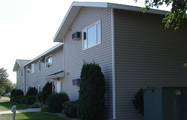 Exterior | Image 6