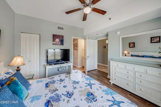 UNIT-1125 - 9900 S Thomas Dr, Condo with 1 bedrooms, 2 bathrooms and null parking in Panama City Beach FL | Image 9