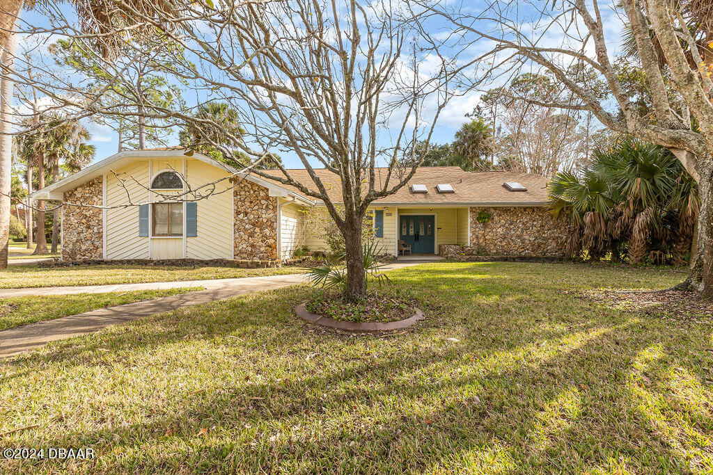Sweetwater Oaks Ln, Daytona Beach, FL 32114