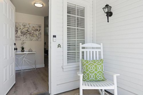 437 Silver Crest Circle, Rio Linda, CA, 95673 | Card Image