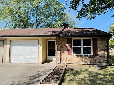 8299 Briar Ridge Court, House other with 2 bedrooms, 1 bathrooms and null parking in Huber Heights OH | Image 1