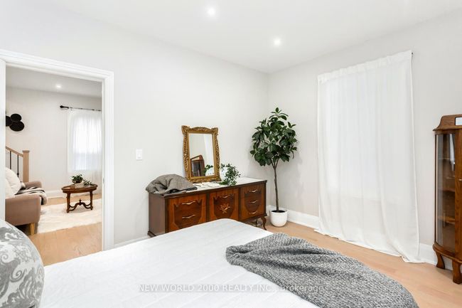 8071 Kipling Ave, House other with 4 bedrooms, 2 bathrooms and 6 parking in Woodbridge ON | Image 23