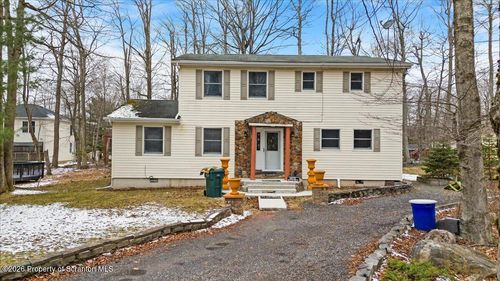 7445 Tamara Ln, Tobyhanna, PA, 18466-3350 | Card Image