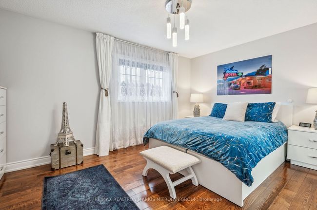 8 Louana Cres, Condo with 4 bedrooms, 4 bathrooms and 2 parking in Vaughan ON | Image 28