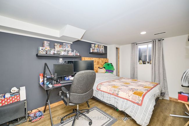 6796 Stokes St, House other with 5 bedrooms, 2 bathrooms and 4 parking in Niagara Falls ON | Image 25