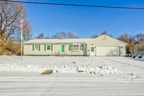 180 Fletcher Cir, Chicopee, MA, 01020-3837 | Card Image