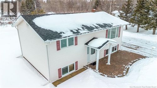 320 Avant Garde St, Dieppe, NB, E1A5E7 | Card Image