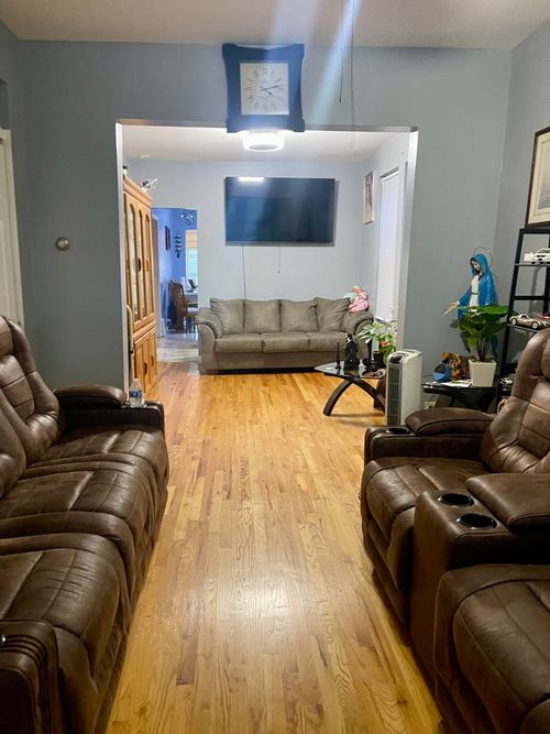 3513 W Beach Ave, Chicago, IL, 60651-2202 | Card Image