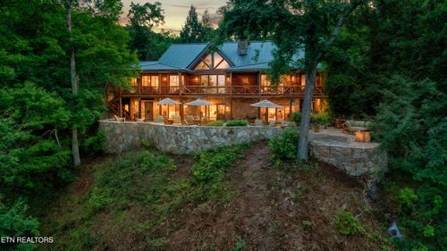 524 Laurel Rd, Townsend, TN, 37882-3606 | Card Image