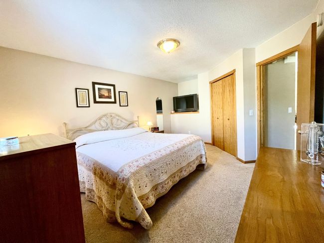 Primary Bedroom | Image 11