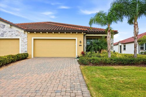 2611 Avolet Ct, Lakewood Ranch, FL, 34211-2619 | Card Image