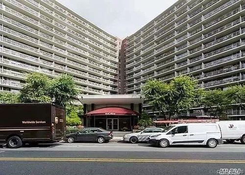 1d-61-25 97th St, Rego Park, NY, 11374-1223 | Card Image