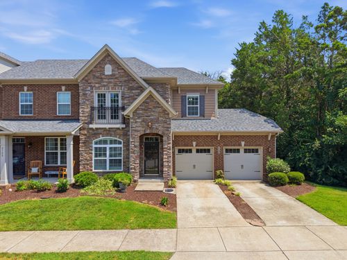 2106 Traemoor Village Ct, Nashville, TN, 37209-5059 | Card Image