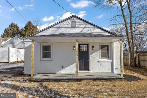 2109 Ferncroft Ave, UPPER CHICHESTER, PA, 19061-3816 | Card Image