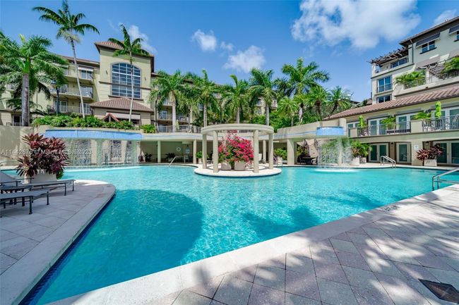 APT-305 - 2633 Ne 14 Th Ave, Condo with 2 bedrooms, 2 bathrooms and null parking in Wilton Manors FL | Image 71