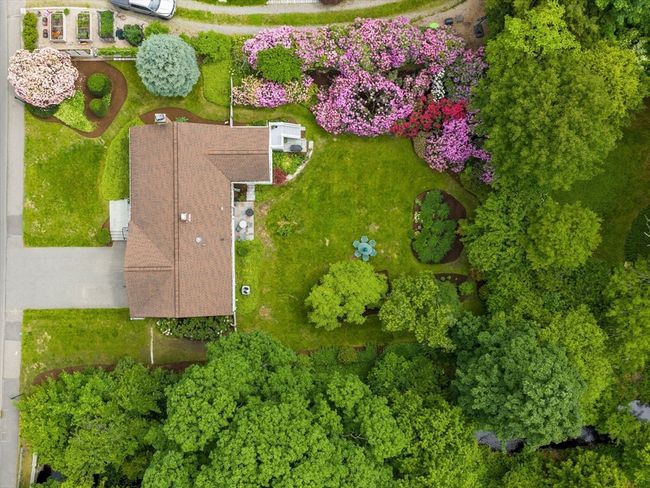 29 Brook St, House other with 4 bedrooms, 3 bathrooms and 2 parking in Wellesley MA | Image 23