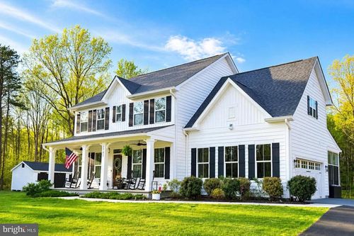 7701 Riparian Ct, FREDERICKSBURG, VA, 22408-8804 | Card Image