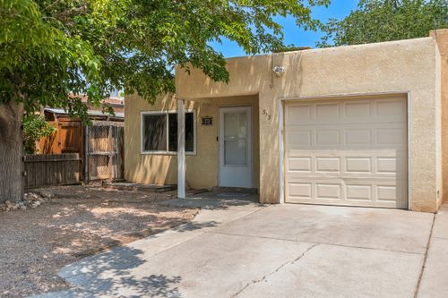 313 Shannon Pl Nw, Albuquerque, NM, 87107-3923 | Card Image