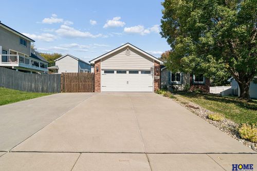 3322 Canyon Rd, Lincoln, NE, 68516-5752 | Card Image