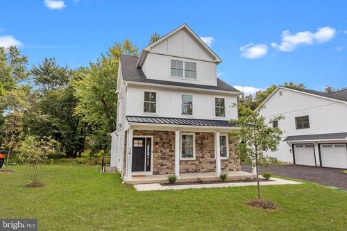 14 Churchville Ln, SOUTHAMPTON, PA, 18966-1502 | Card Image