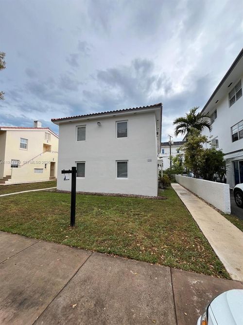 apt-1-510 Santander Ave, Coral Gables, FL, 33134-6545 | Card Image