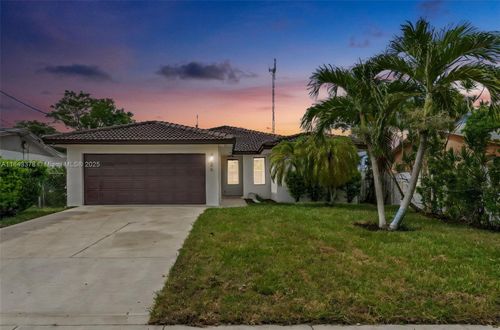 4826 Sw 18th St, West Park, FL, 33023-3259 | Card Image