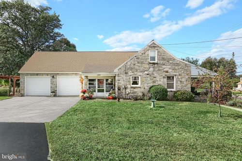 3300 Carlisle Rd, DOVER, PA, 17315-4492 | Card Image