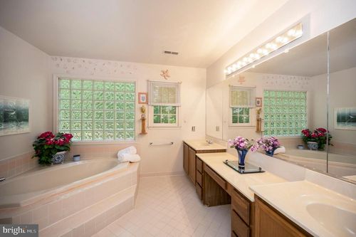 102 Hillside Dr, LOCUST GROVE, VA, 22508-5233 | Card Image