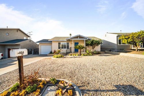 604 Monterey Dr, Oceanside, CA, 92058-1114 | Card Image