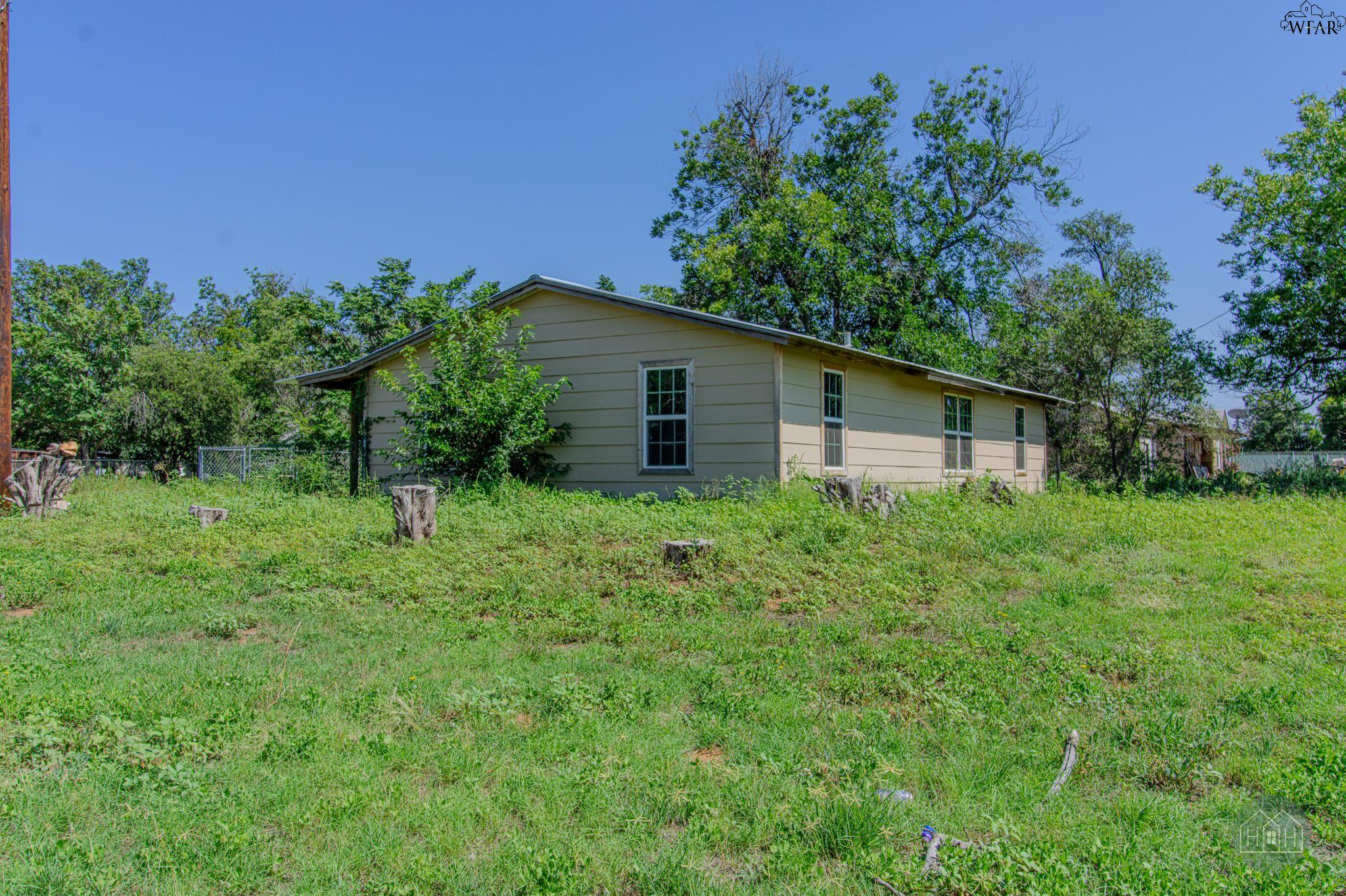 Residential in Vernon 3