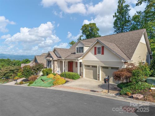 54 Deep Valley Ln, Hendersonville, NC, 28791-2800 | Card Image