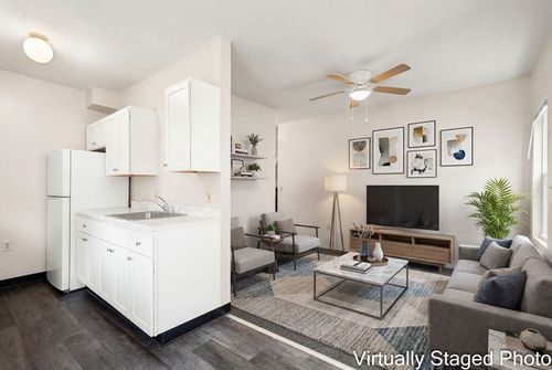 202 Coburn St, Lowell, MA, 01850-1981 | Card Image