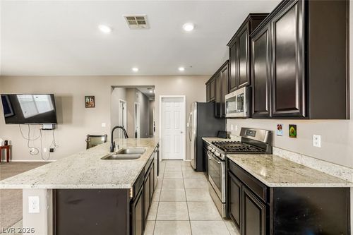 2181-2715 Amazing Meadows Ave, North Las Vegas, NV, 89031-4443 | Card Image