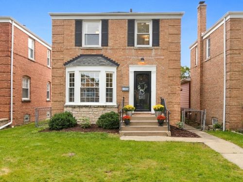 5037 N Newcastle Ave, Chicago, IL, 60656-3731 | Card Image
