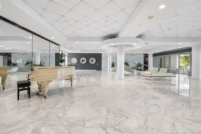 APT-6M - 5055 Collins Ave, Condo with 2 bedrooms, 3 bathrooms and null parking in Miami Beach FL | Image 25