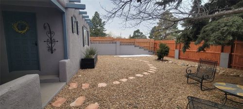 965 Osage Ave, Santa Fe, NM, 87505-3395 | Card Image