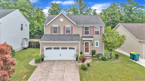 6091 Woodford Dr, Lake View, NY, 14085-9455 | Card Image