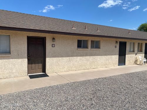 9122 Riverside Dr, Parker, AZ, 85344-8089 | Card Image