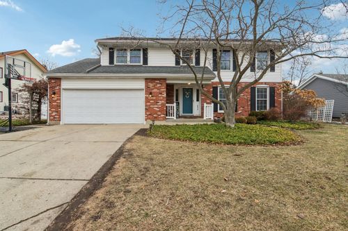 693 Exmoor Ter, Crystal Lake, IL, 60014-7003 | Card Image