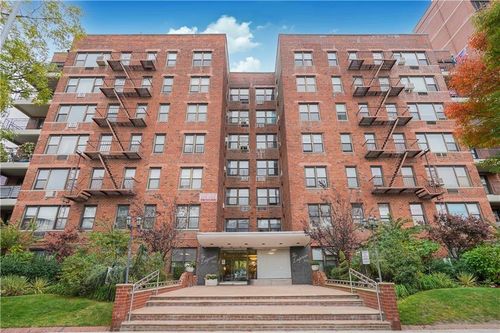 apt-4j-3101 Ocean Pkwy, Brooklyn, NY, 11235-8406 | Card Image