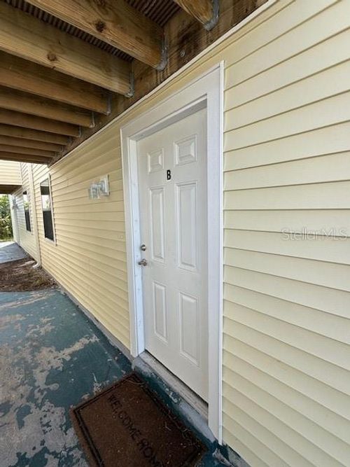 unit-b-140 Hunter Lake Dr, OLDSMAR, FL, 34677-4576 | Card Image