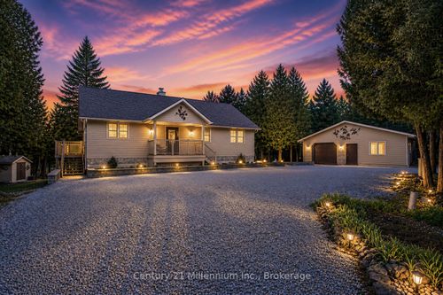 80 Lakewood Country Lane, Lions Head, ON, N0H1W0 | Card Image